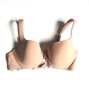 Victoria’s Secret nude lace lined demi bra